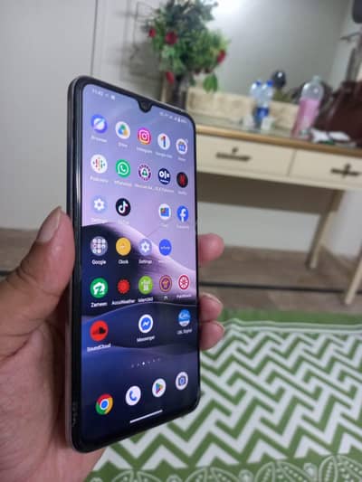 Vivo V21 SE