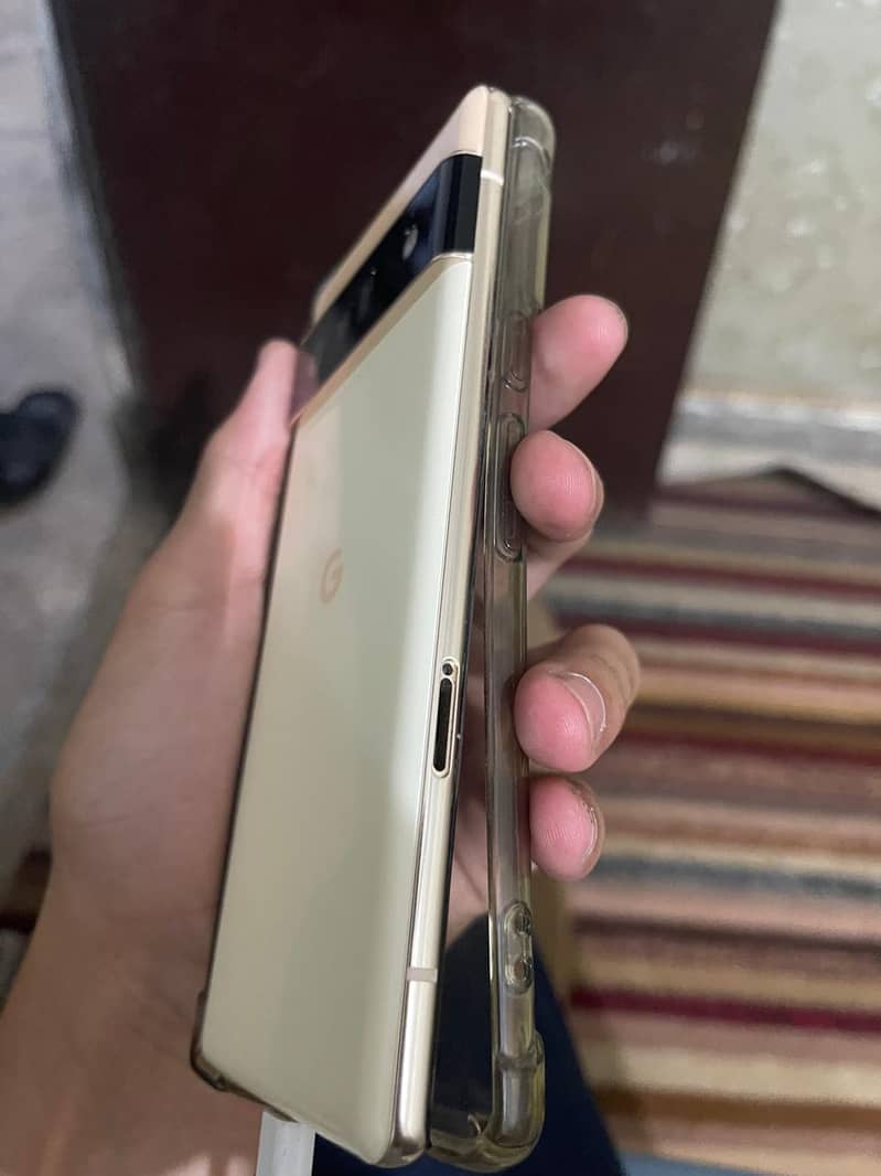 Google Pixel 6 Pro 2