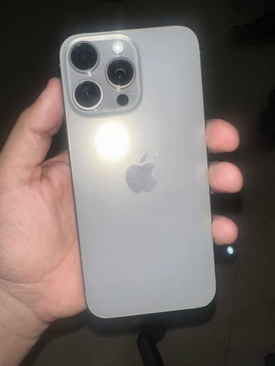 Apple iPhone 15 Pro Max