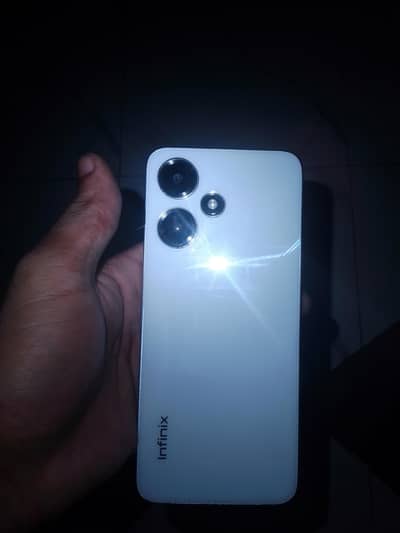 Infinix Hot 30