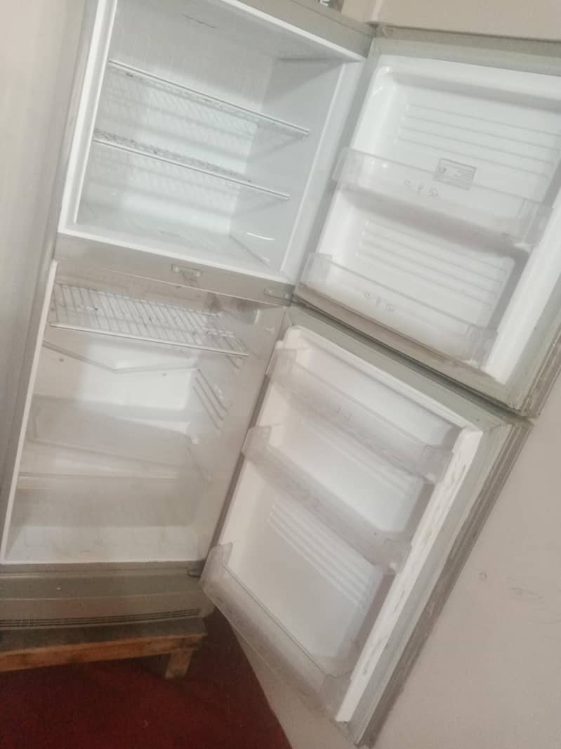 Fridge 0