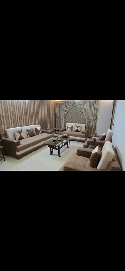 7 seatee Sofa set