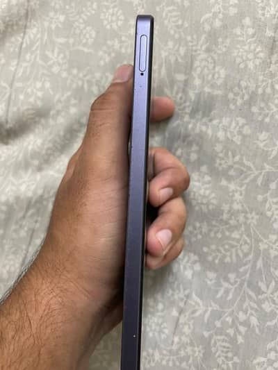 Realme Note 60