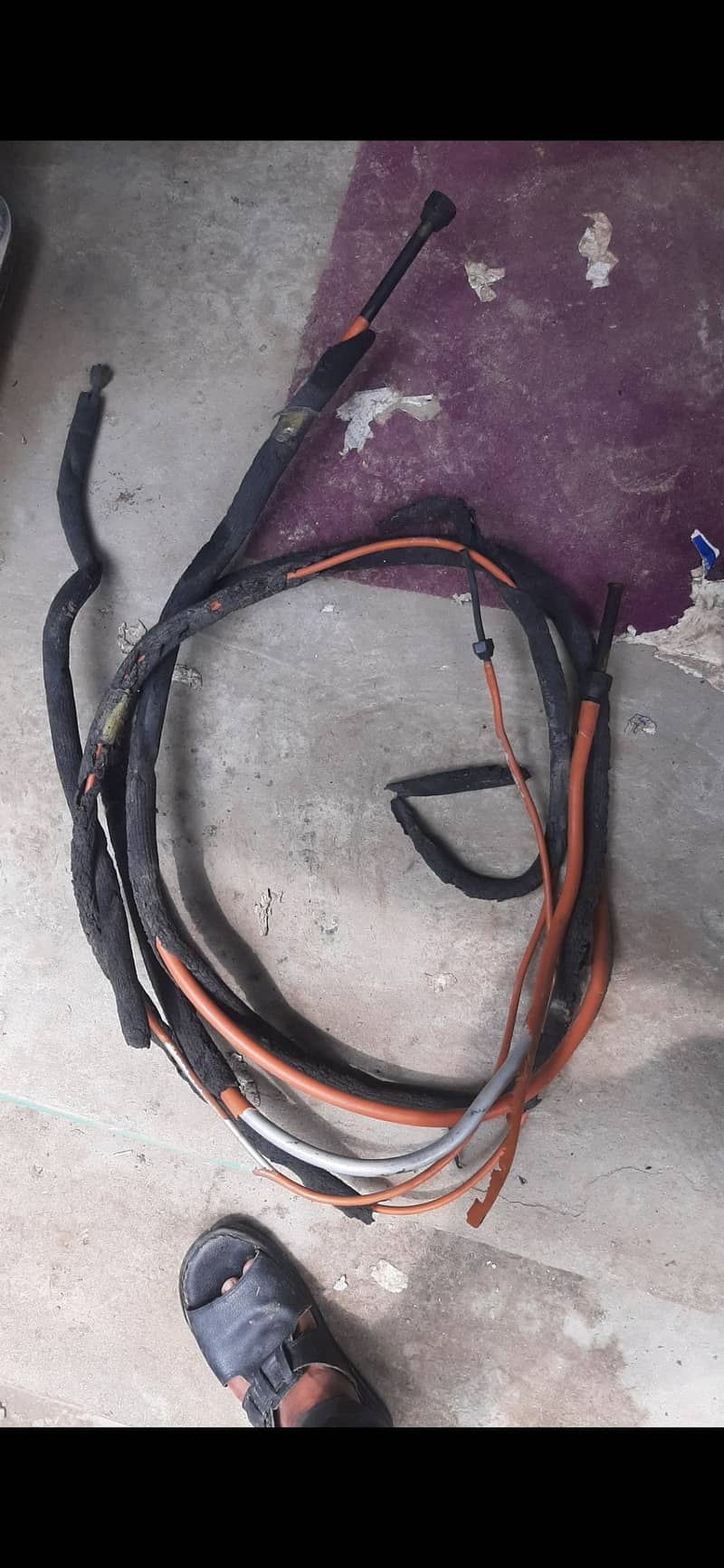 split AC pipes 2