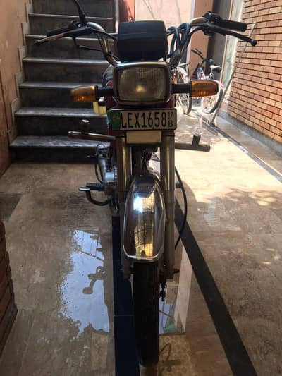 Honda cd 70 2017 model