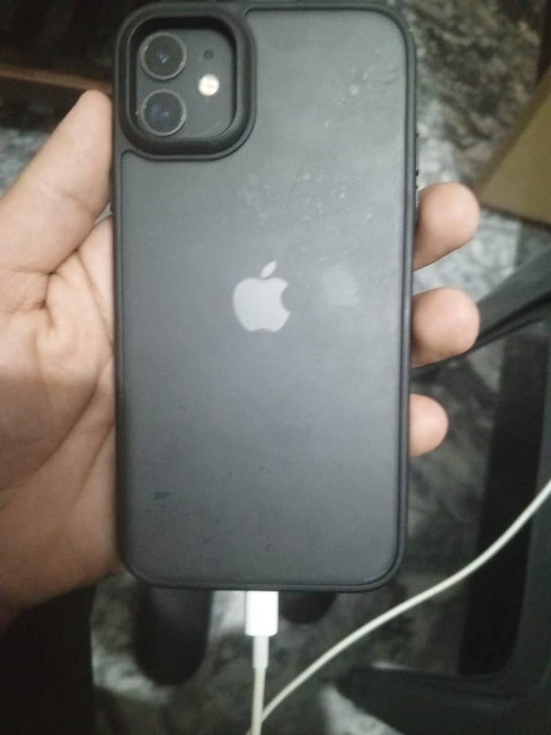 Apple iPhone 11 0