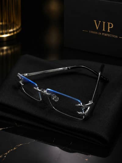 eye wear