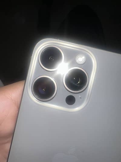 Apple iPhone 15 Pro Max