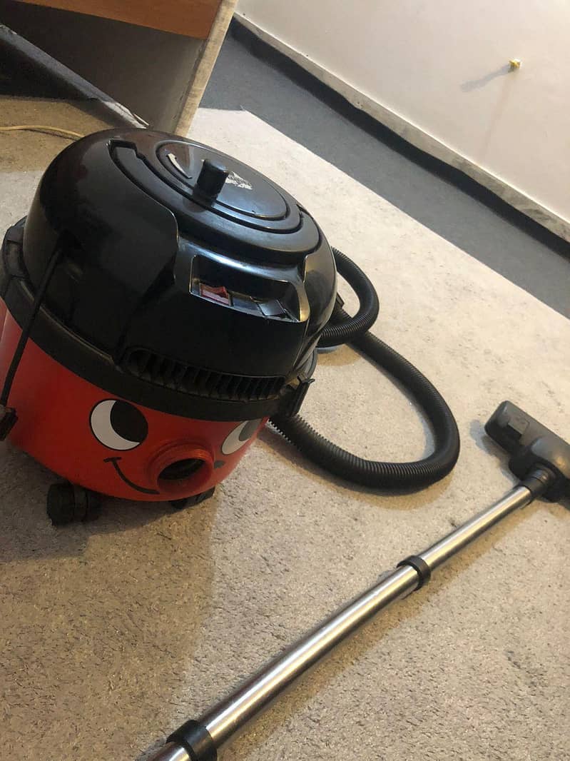 vacuum cleaner 0