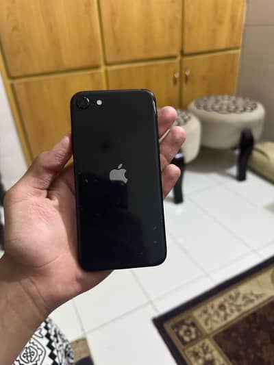 Apple iPhone SE