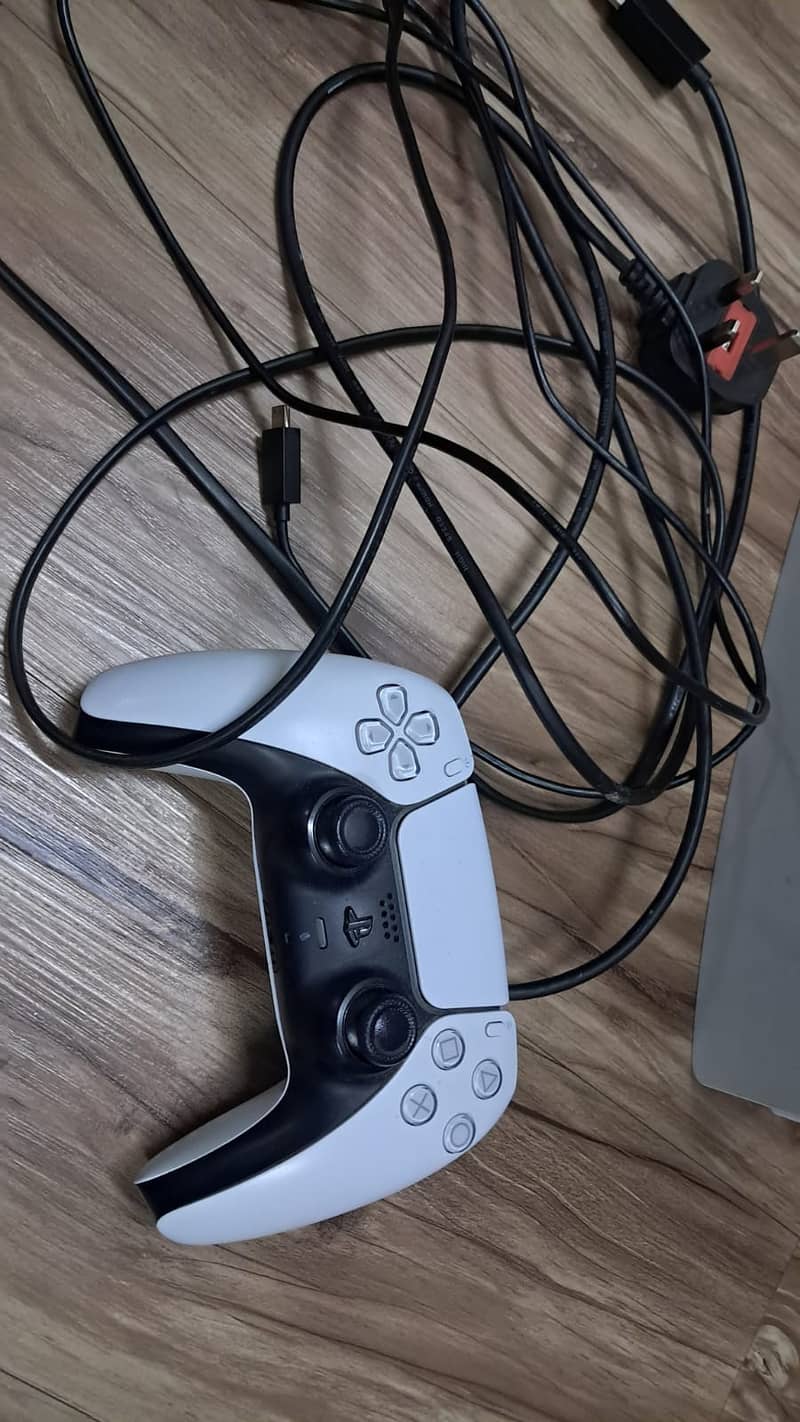 Ps5 white 3