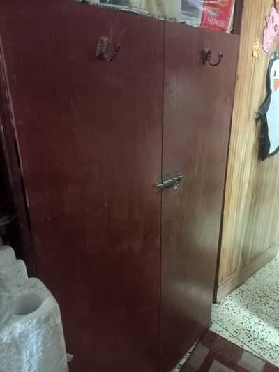Store plus Almari for sale urgent