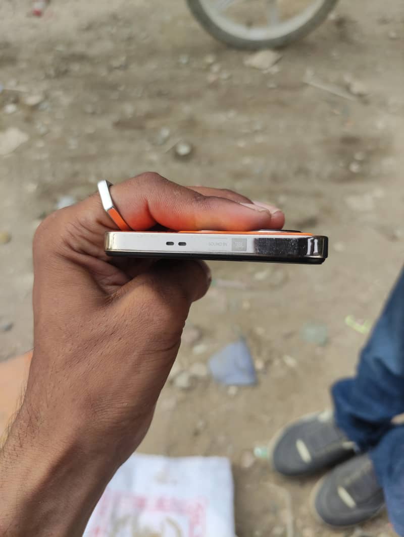 Infinix Note 30 4