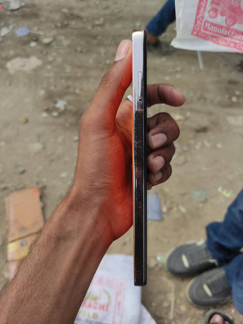 Infinix Note 30 6