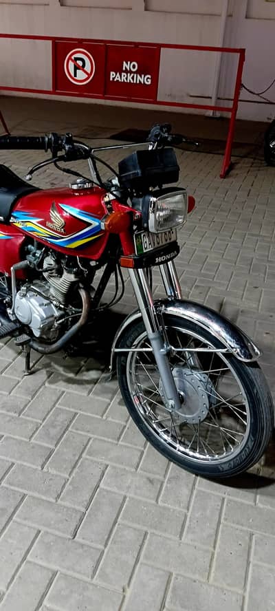 Honda CG125 2017/18 Company Sealled Fresh sound Best Condition