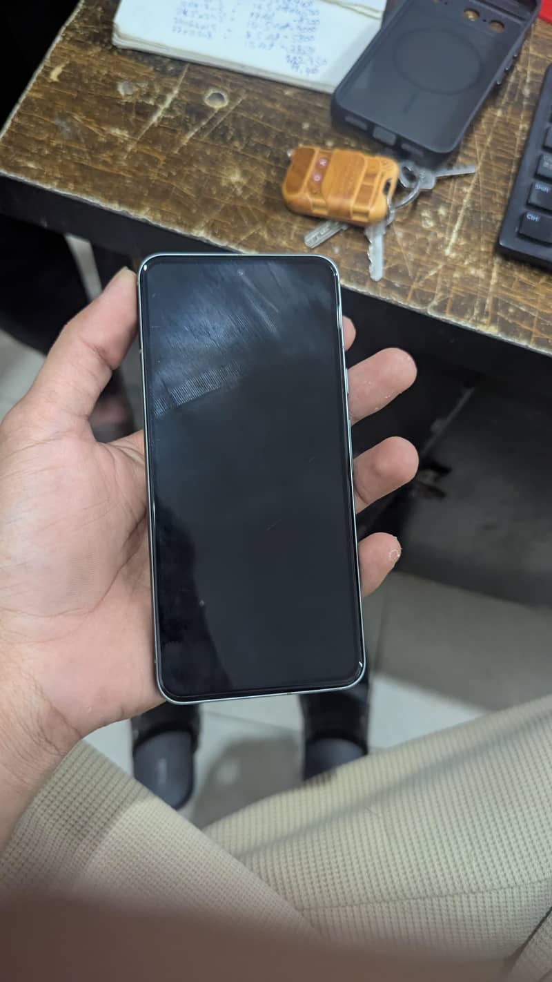 Google Pixel 8 7