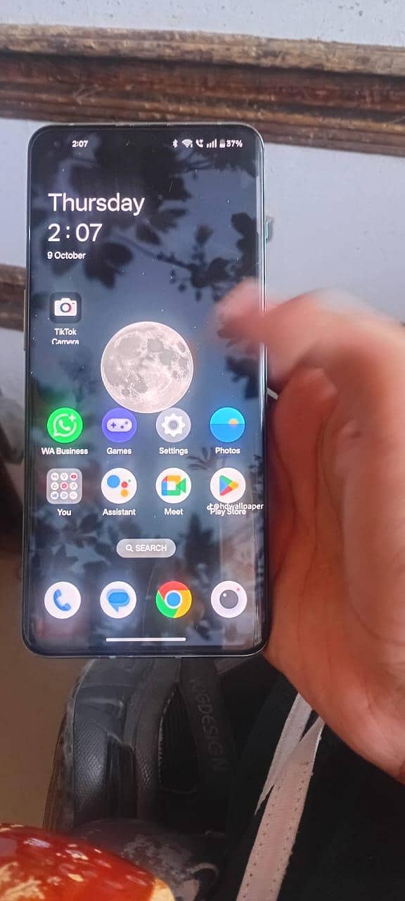 One Plus 10 Pro 4