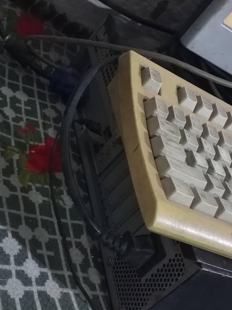 hp computer full set available 5