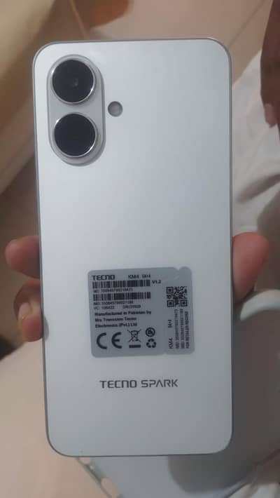 Tecno Spark Go 2