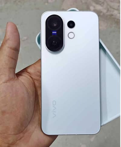 Vivo x200fe for sell. 0325 7045886