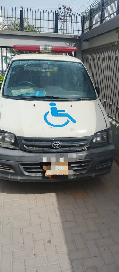 lite ace Toyota 2004 model