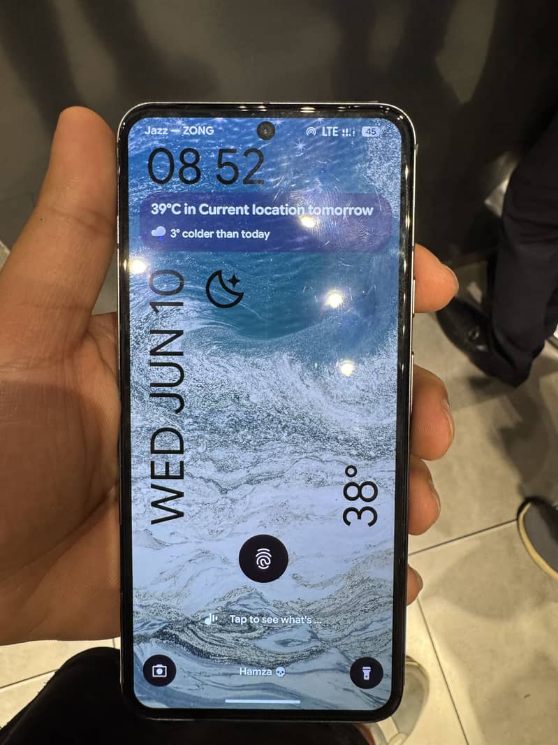 Google Pixel 8 1