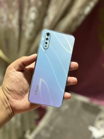 Vivo S1