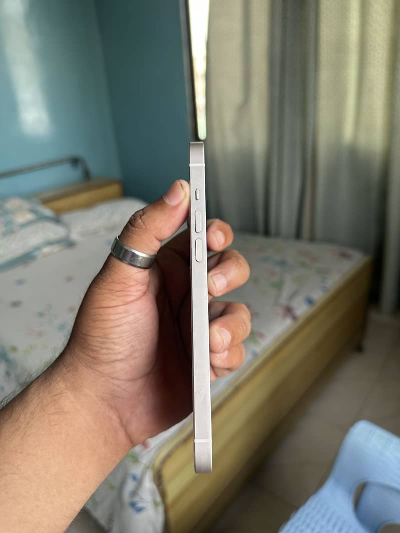 Apple iPhone 14 plus 3
