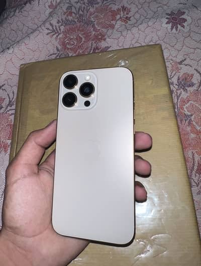 Apple iPhone 16 Pro Max