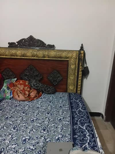 king size only bed