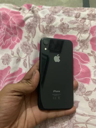 Apple iPhone XR contact this number 03058669992