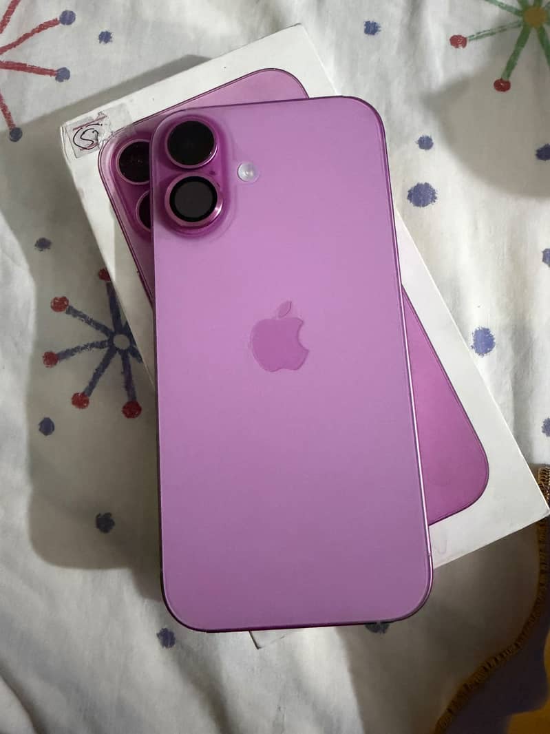 Apple iPhone 16 2