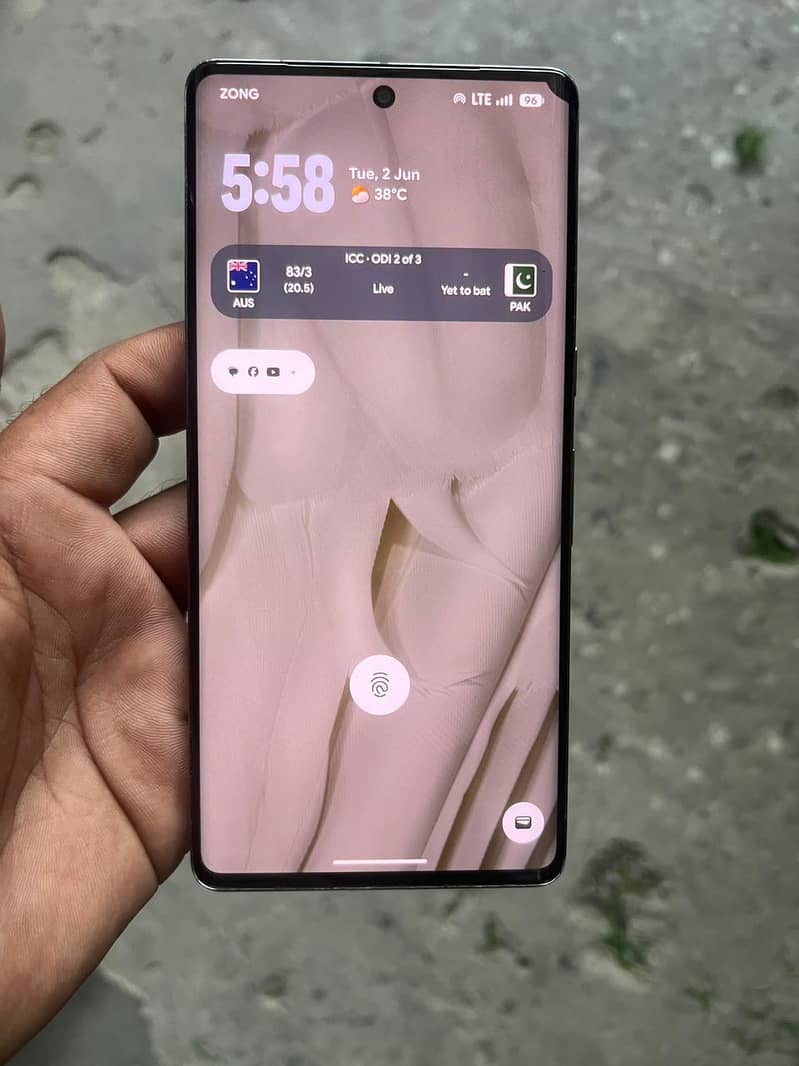 Google Pixel 7 Pro 6