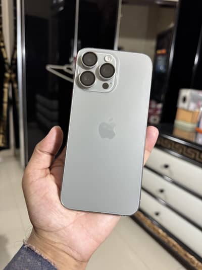 Apple iPhone 15 Pro Max