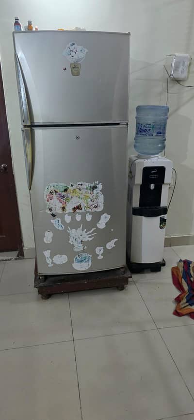 Dawlance full size Refrigerator for Sale in North Karachi