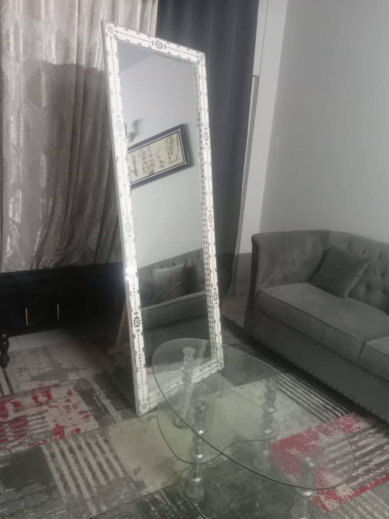 standing mirror 1