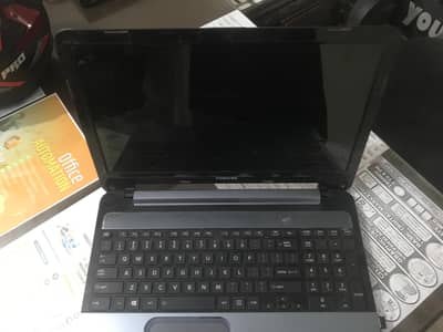 Toshiba AMD A8