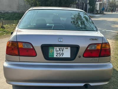 Honda Civic VTi Oriel Prosmatec 2000