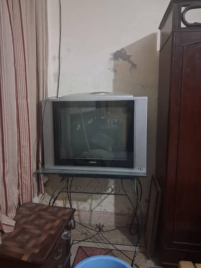 noble tv for sale with original woofer