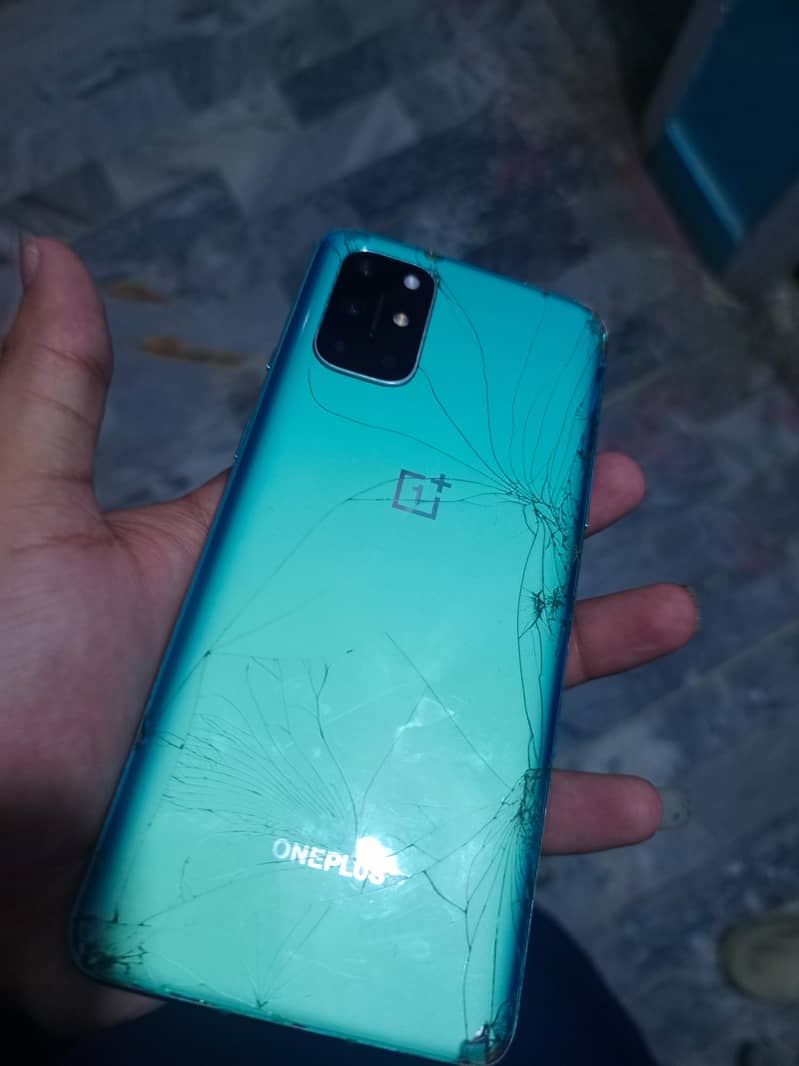 One Plus 8T 1
