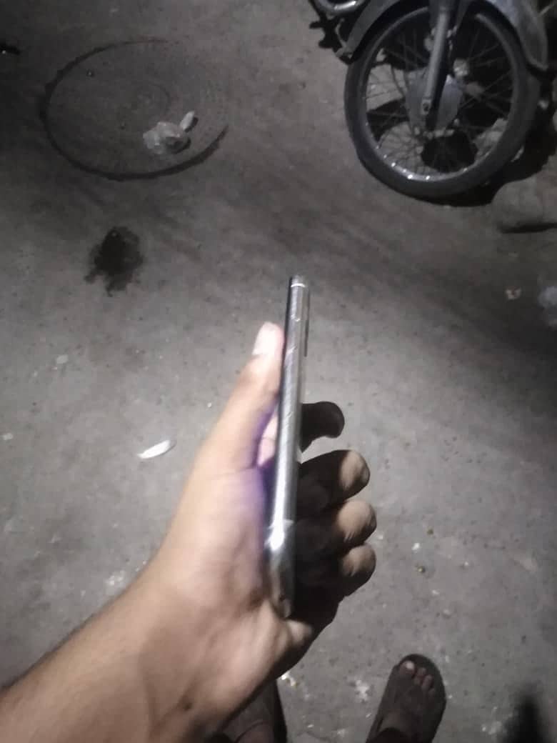 Iphone 11 pro 2