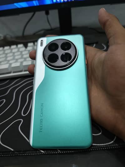 Tecno CAMON 40 Premier