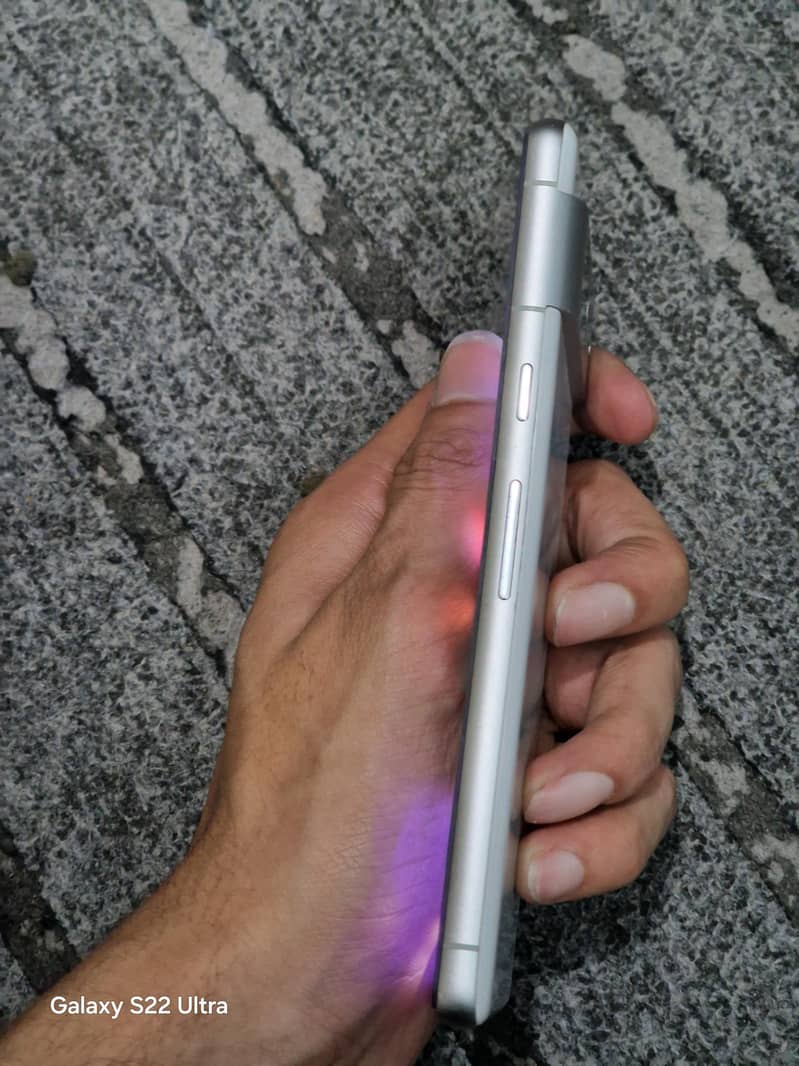 Google Pixel 7 3