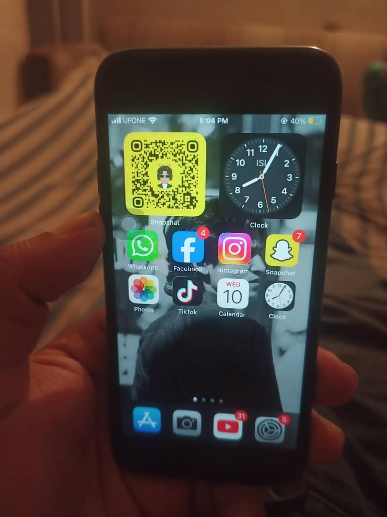 Apple iPhone 7 6