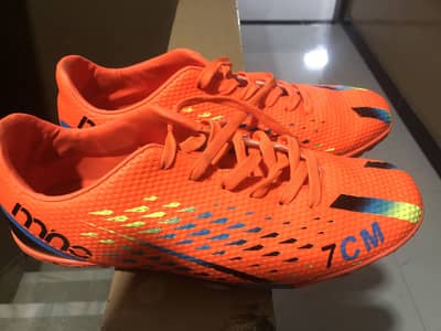Football/futsal shoes available