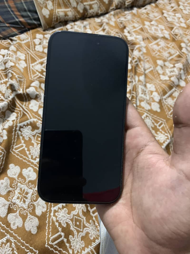 Apple iPhone 15 1