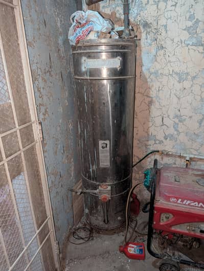 100 litre geyser available