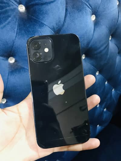 Apple iPhone 12