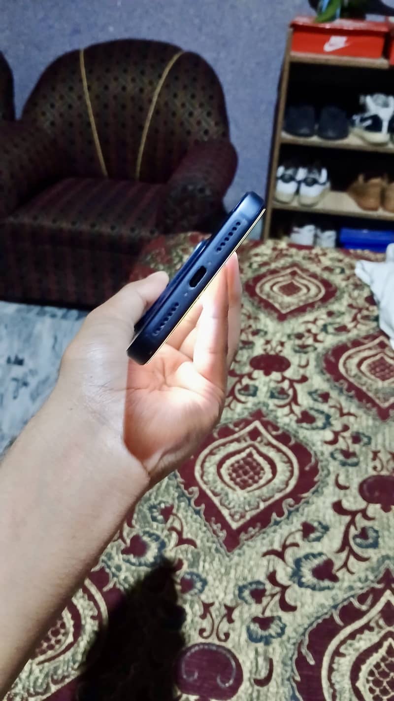 iPhone 17 Pro Max 4