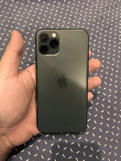 iPhone 11 Pro, 10/10 with box